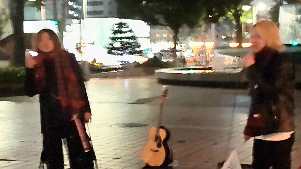 O_JAH_HiSA's tweet photo. 昨夜は今度の水曜に #栄TIGHTROPE でのイベントに出演してくれる #theKiiL の路上LIVEを観に行って来ました!
めっちゃ良いので良かったら是非平日の水曜ですが素敵な音楽を聴きながら会社帰りに1杯如何ですか?
#shogo1人バンド とのツーマン開催です!
#3rdWEDNESDAY
#BAR #LIVE https://t.co/NsvtZlYFyk