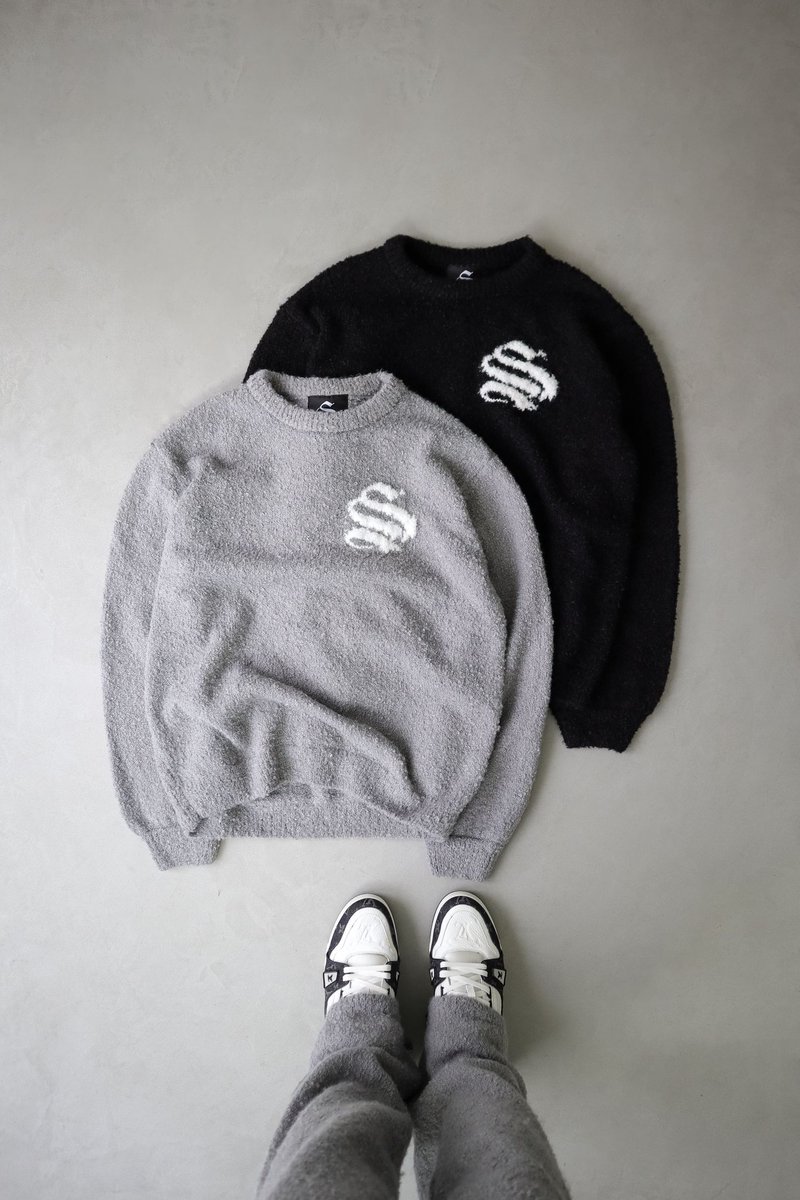 SinnersAttire's tweet photo. The Best Selling 'Emblem Knitted Set' / restocking again next week

https://t.co/i5YPqAWWcH https://t.co/H0dnzVEED7