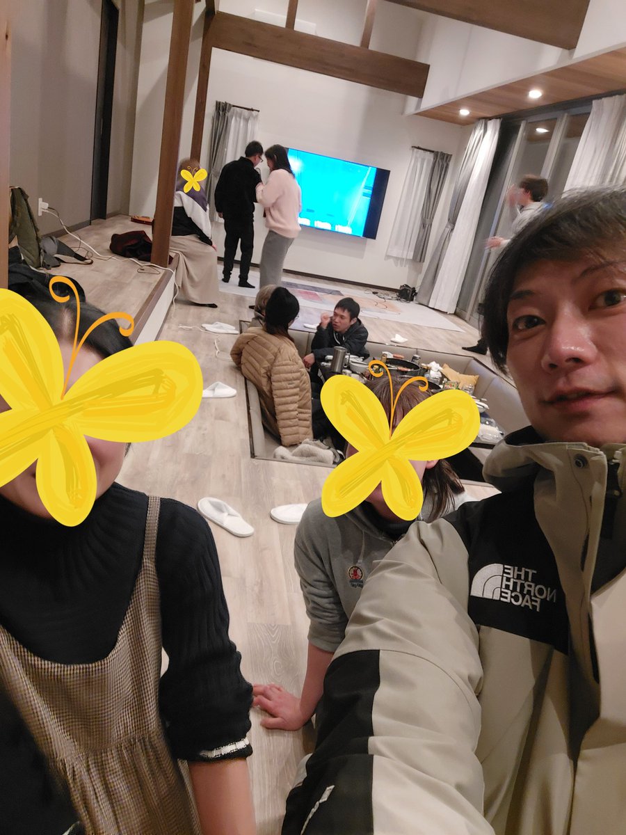 fukuto2910ftft's tweet photo. 10人規模で一泊���日グラピング企画
狭く深くから広がったコミュニティ
施設に貸し切り対応して頂いて融通利かせて頂いて叶った。
野外バーで大声で歌ったり部屋でカラオケ始めるのがいたり、鍋作ったりBBQやったりひっちゃかめっちゃかで大満足
施設の方とても快くて全て最高

#GufoRESORT山中湖 https://t.co/YD3W5nON6N