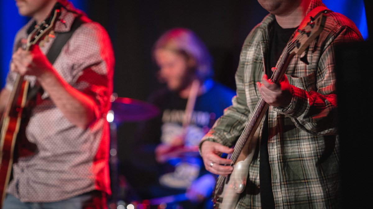 Announcement
We have extended the deadline for our Sounds Atypical Music Grant by one week.
The new closing date for applications is now Friday 24 January 4.00pm.

universityofatypical.org/awards-and-opp…