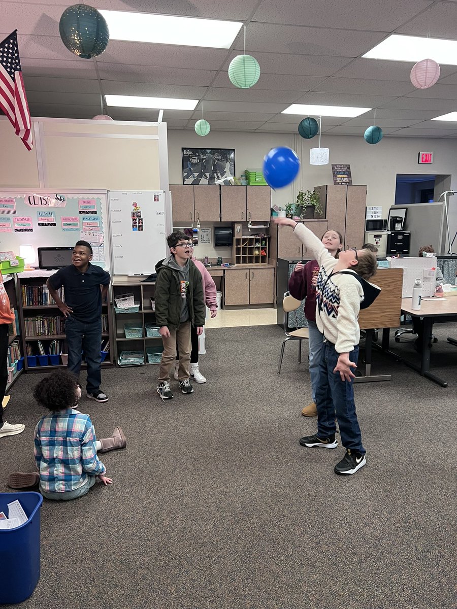 New year, new buddies! Love seeing the bonds built between our students here at LE 🩵❄️<a href="/LEelementary/">Lee Eaton Intermediate Knights</a> #NordoniaRocks #TeammatesJR