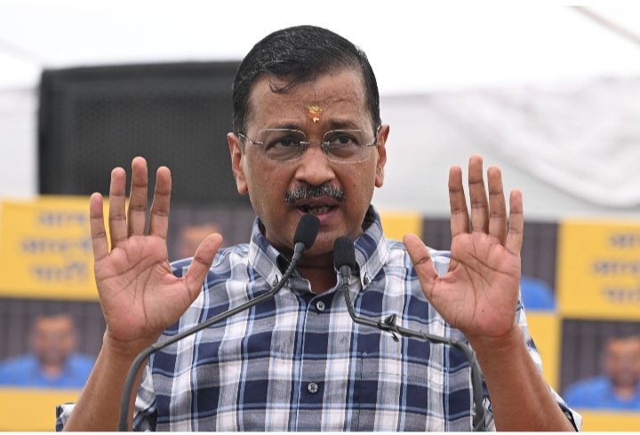 दिल्ली विधानसभा चुनाव से पहले अरविंद केजरीवाल ने जाटों के आरक्षण का मुद्दा उठाया है... केजरीवाल ने कहा कि दिल्ली के जाट समाज को बीजेपी से 10 सालों से धोखा मिल रहा है.
<a href="/ArvindKejriwal/">Arvind Kejriwal</a> 
#DelhiElections 
#DelhiPoliceUpdates