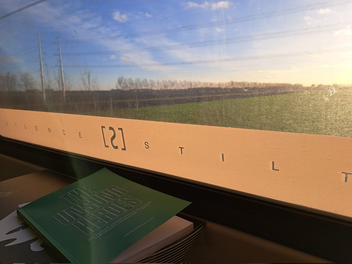This year #ns is providing me (and others om the same route) direct trains between Ede and Leiden. To me this means (after 25min bike ride), I can sit down in a train and work for 1h20min before 7min bikeride on the other side. Yesterday went by reading thesis for a defence.
