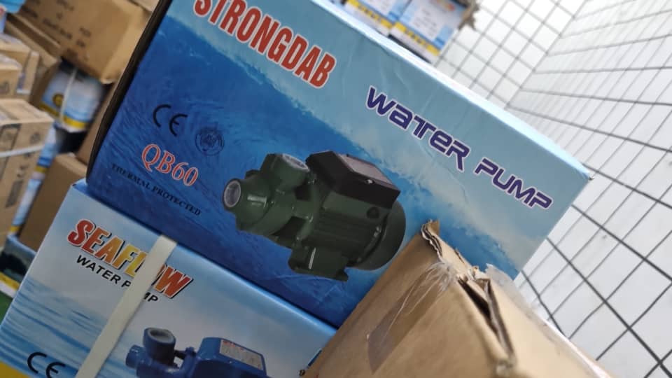 oruwest_nigga's tweet image. "Building Materials For Sale"

Tiles: N5500/Metre
W.C: N75000/Complete Set
Doors: N300,000/Per Piece
Kitchen Sink: 45000/A piece
Pumping Machine: 40,000/Per Piece
Call/Whatsapp 09075479559 For more info 
Location: Odun Ade building materials Market.
#engineeringdesigns #RealEstat