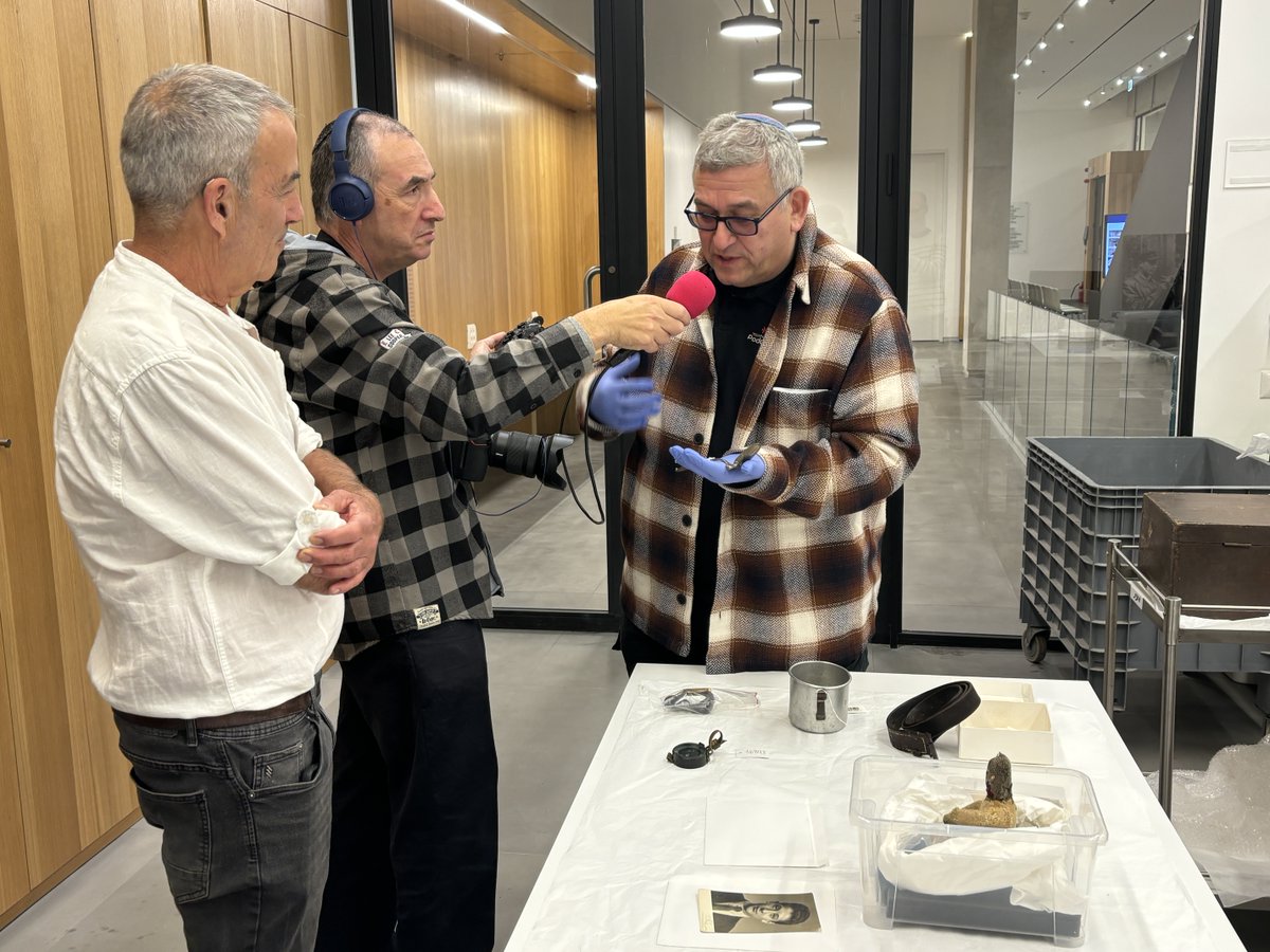 yadvashem's tweet photo. A particularly surprising and emotional encounter today at Yad Vashem.

Podcaster Mark Gordon came to interview Chairman Dani Dayan and, during a tour of a collection room, randomly came across a mangled metal spoon that had saved his uncle's life during the Holocaust. 

Mark's uncle had it in his pocket when he was shot at while fleeing a train taking Jews to a Nazi concentration camp. One of the bullets struck his leg, but the spoon absorbed most of the impact, allowing him to keep running and escape.