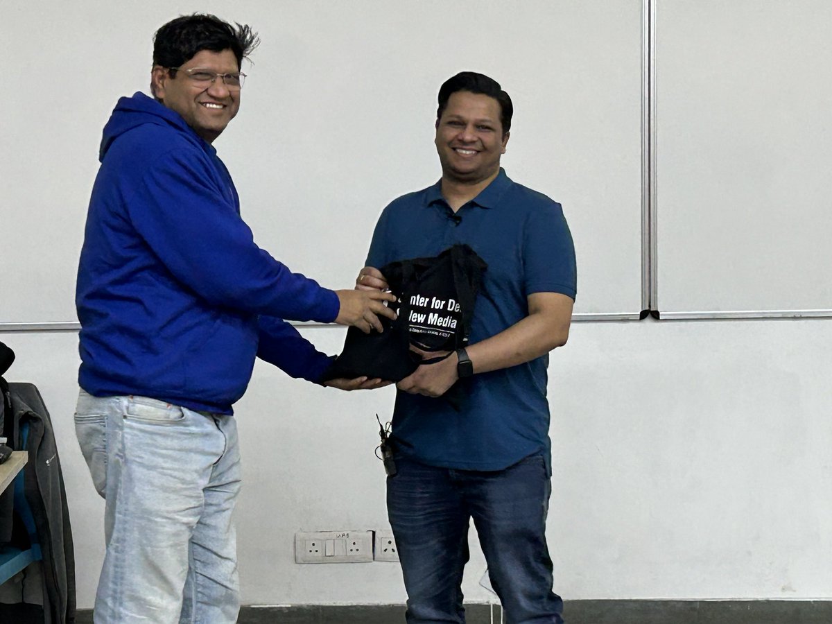 Chinmaya(ଚିନ୍ମୟ) (PhD) #SocialRobotics Researcher (@chinmaya_mishra) on Twitter photo It was a great start to the new year! 🤩
I had the privilege of visiting <a href="/IIITDelhi/">IIIT Delhi</a> and deliver a talk on “The Perception and Generation of Facial Cues in Human-Robot Interaction”.
I had many insightful discussions & a great time at the institute!
#HRI #Robotics #AI It was a great start to the new year! 🤩
I had the privilege of visiting <a href="/IIITDelhi/">IIIT Delhi</a> and deliver a talk on “The Perception and Generation of Facial Cues in Human-Robot Interaction”.
I had many insightful discussions & a great time at the institute!
#HRI #Robotics #AI