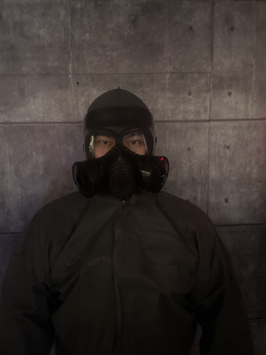 Escape_pump's tweet photo. he will Beat him https://t.co/DMMNO9kGaj