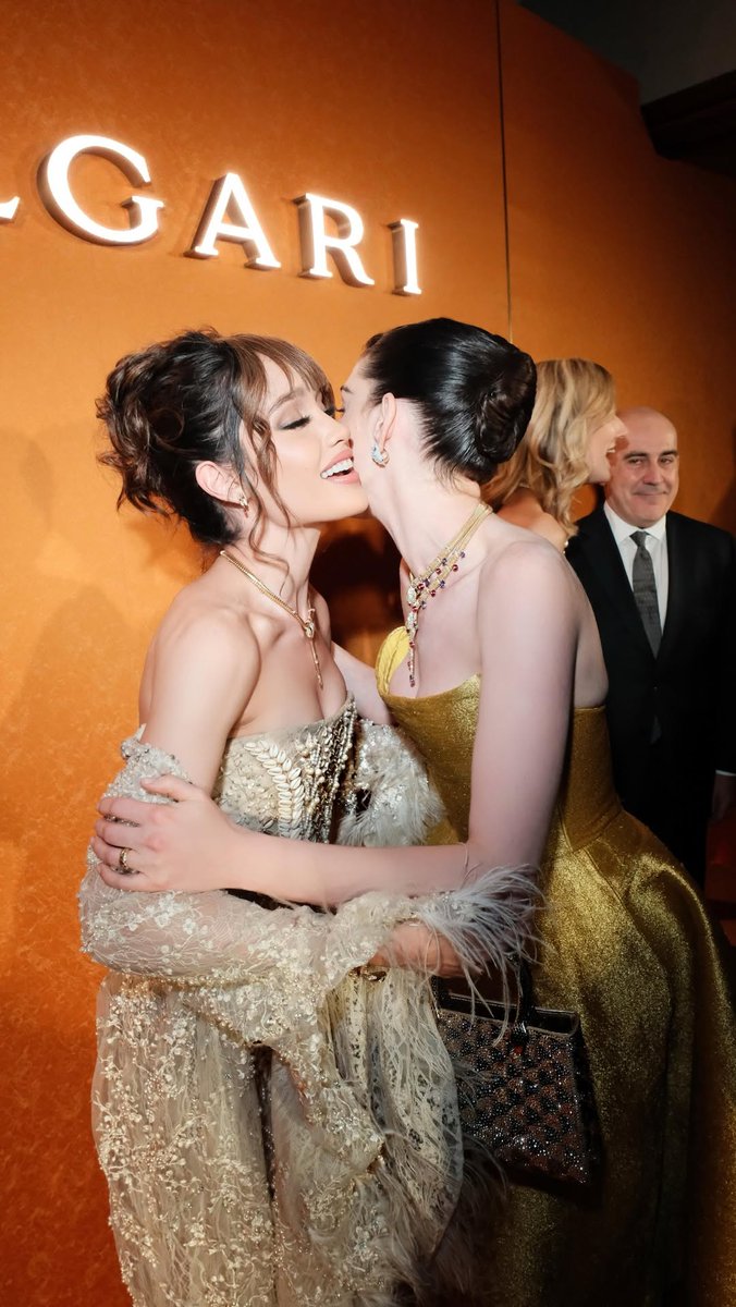 Cinta Laura Kiehl and Anne Hathaway at Bvlgari's 'Serpenti Infinito Snake  Year Exhibition' in Shanghai (2025)