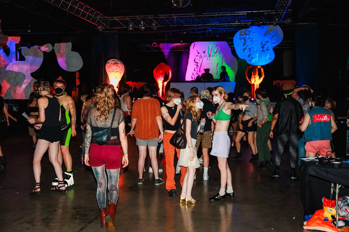 Diskette Press tweet media