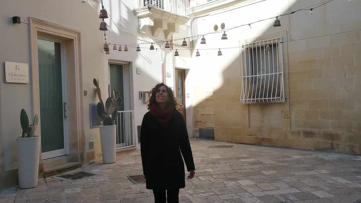 NeusMarine's tweet photo. ✨¿Tenéis propósitos para el 2025?✨
Este año, trabajaré en un proyecto literario que llevaba demasiado tiempo en las sombras... pero ahora, por fin, empieza a iluminarse. 🌿📖

Pronto os contaré más detalles. ¡No os lo perdáis! 😊

#Escritora #RealismoMágico #LibrosQueInspiran https://t.co/pKjlB84chV
