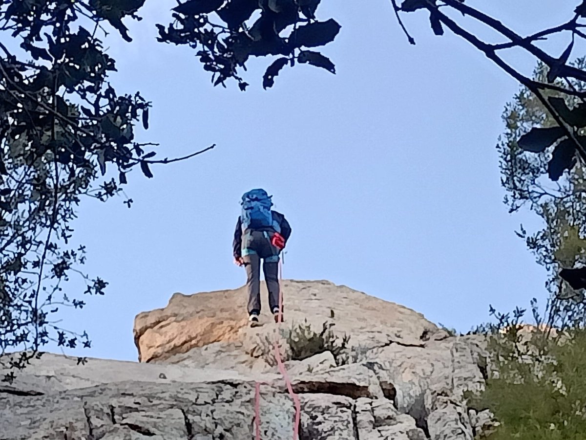 msoengs's tweet photo. Primer entrenament de l'any a #Cellecs Tot i les piques hores de llum, hem gaudit d'una bona via. @ACEMataro @acet_trad @Kikialdo4 https://t.co/BdZ1m3kzMF