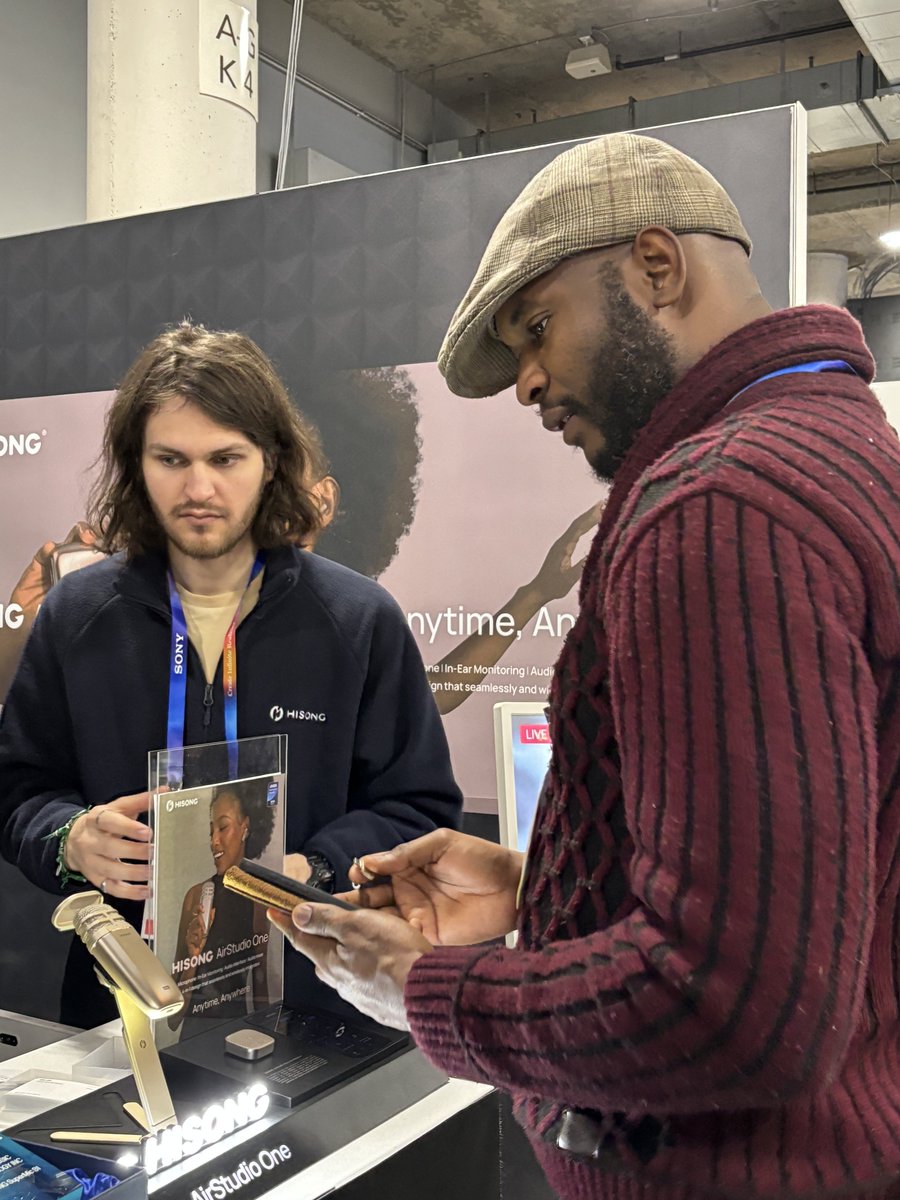 HiSongGlobal's tweet photo. 🎙️ Day 2 Recap – CES 2025!
🔥 The HISONG AirStudio One microphone continues to steal the spotlight! Our booth welcomed top music creators and industry experts, all captivated by this all-in-one wireless microphone redefining audio creation. 🎧🎶
📢 Day 3 is here! Come explore how our award-winning microphone delivers studio-quality sound in a compact design. Visit us at Venetian Expo, Hall G - Booth 62252 today!

#CES2025