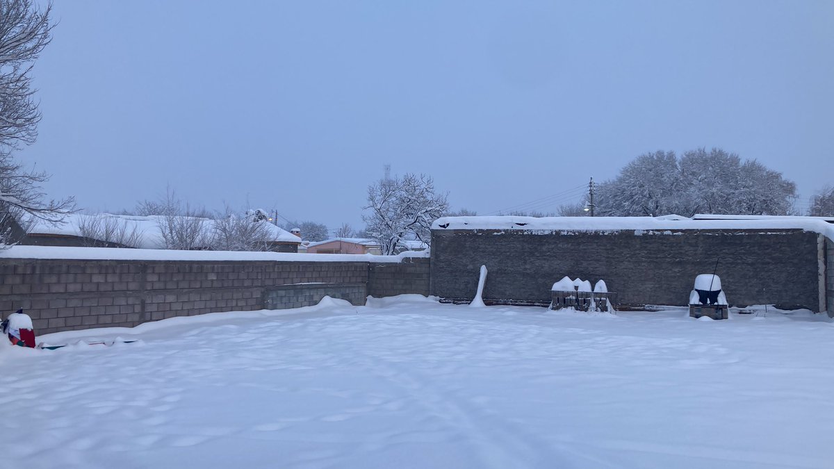 olatretech's tweet photo. Starlink funcionando a mas de 300 Mbps con una de las mayores nevadas en la historia de la región noroeste en el estado de Chihuahua. https://t.co/Ubw0izjZwi