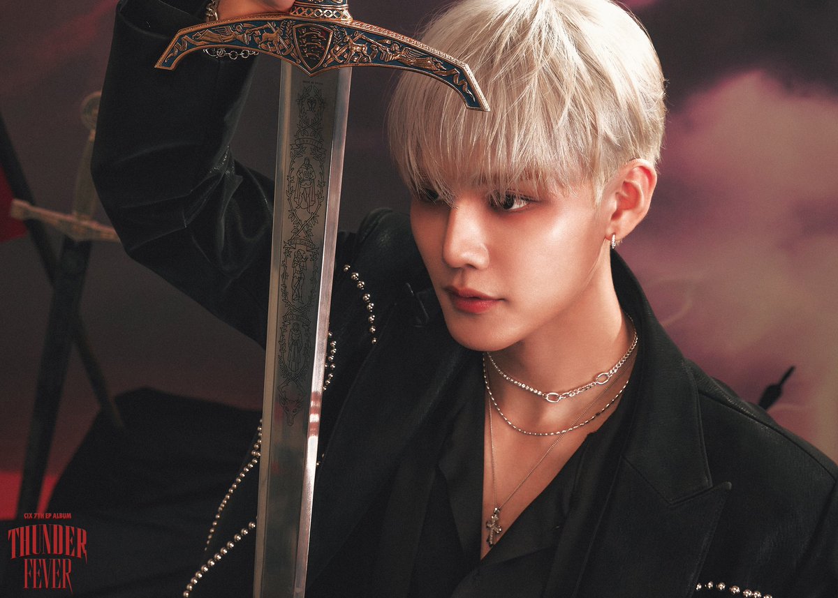 CIX(씨아이엑스) 
7th EP ALBUM 'THUNDER FEVER'

SEUNGHUN,
Individual Concept Photo B

2025.01.23 6PM (KST)

#CIX #씨아이엑스 #BX #승훈 #용희 #현석 #THUNDER_FEVER