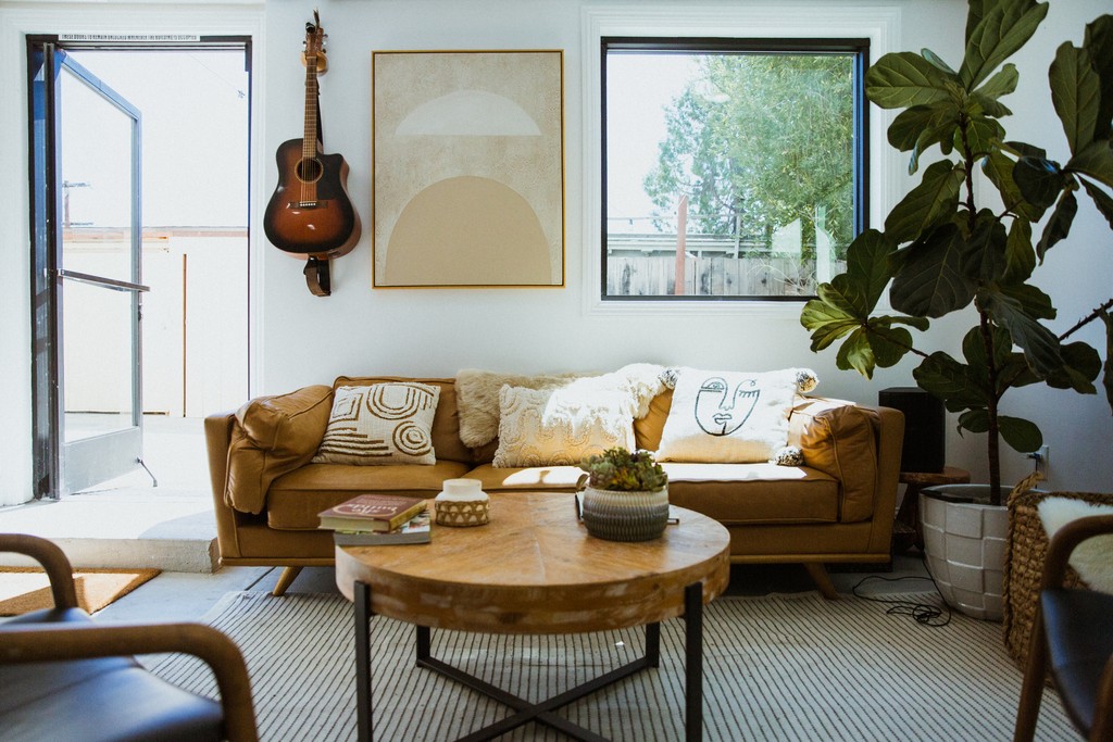 I’m so proud of my husband, George! 💫 He’s created One Heart Men’s Circle, a space for men in the San Francisco Bay Area to connect, heal &amp; grow. 🤎

🗓 January - March 2025
📍 Lafayette, CA (5 in-person sessions)

Know someone who needs this? DM me 🫶🏽

#MensCircle #Healing