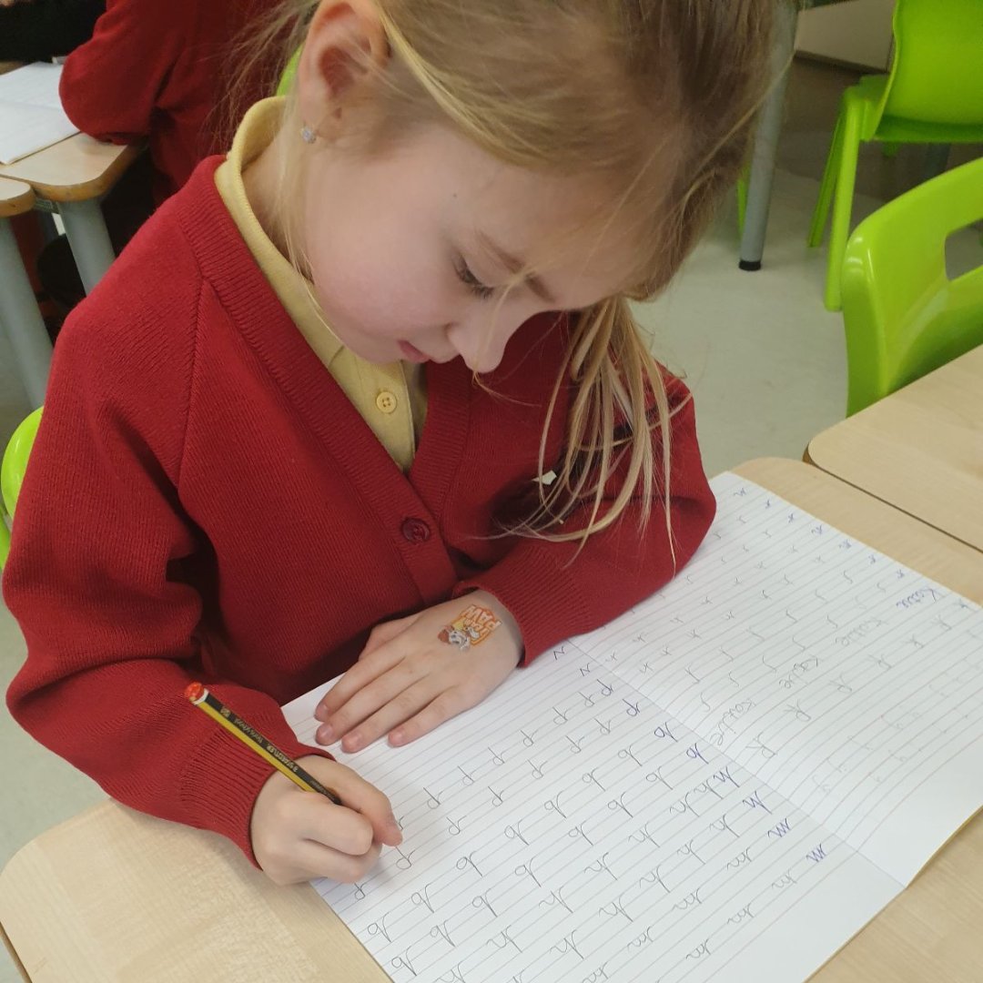 StP_StG's tweet photo. 📝 "Year 1 and Year 2 have been working really hard to improve their handwriting and are doing an excellent job!" ~ Mrs Peters

#StPetersAndStGildas #CrouchEnd #MuswellHill #Haringey #Hornsey https://t.co/htuYZu5riq
