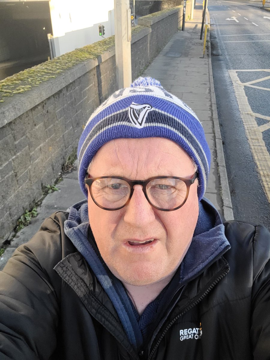 StephenBrendans's tweet photo. #100daysofwalking Day 9 of 100 days. Down the town today https://t.co/tH0OfXYHbR