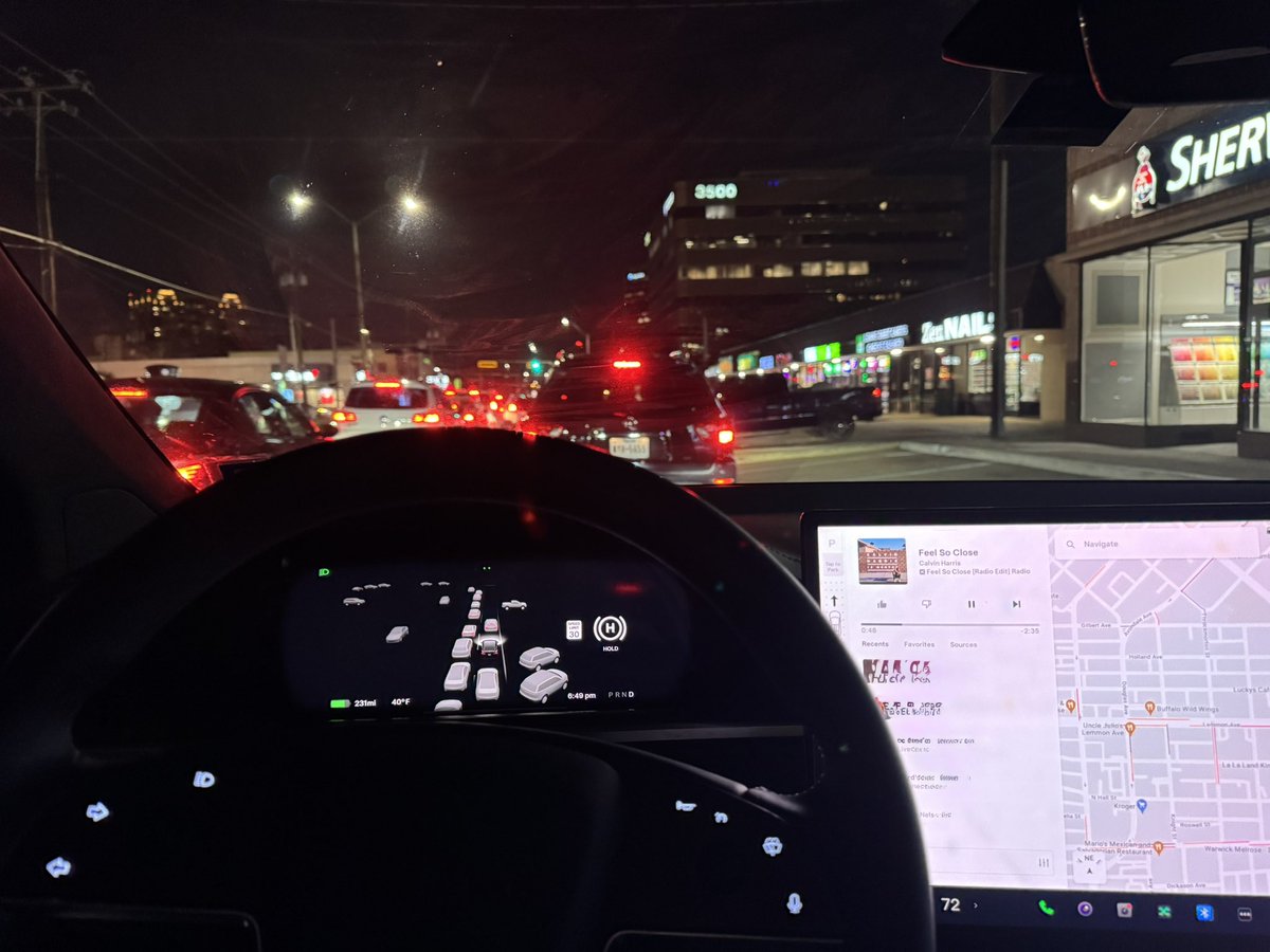 Laird7's tweet photo. I sleep easier knowing my instrument display, glass side panels, door sills, and passenger side matte PPF to match the driver’s side matte PPF, aren’t get scratched anytime soon.

#tesla #teslamotors #modelx #XPEL #supercustom https://t.co/nhKjBWCWEk