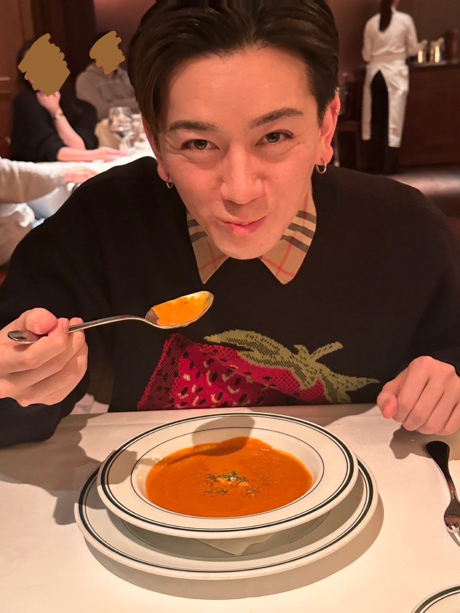 smbinfk2's tweet photo. 今日はねぇ
薮くんにご馳走になったんだぁ
いいでしょう😚

ほんっとに全部美味しかった⭐️

ご馳走様でした🫰🏻 #薮宏太 https://t.co/Ktd2ZyEBcI