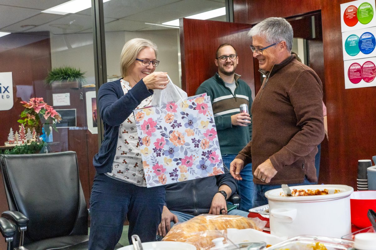 EcometrixInc's tweet photo. Happy new year! We ended 2024 with good food and winter road hockey with #TeamEcometrix and family. We also hosted mini-golf to support The Salvation Army with generous team donations.

We look forward to helping our clients solve more environmental challenges in 2025! https://t.co/kFRyXMVK26