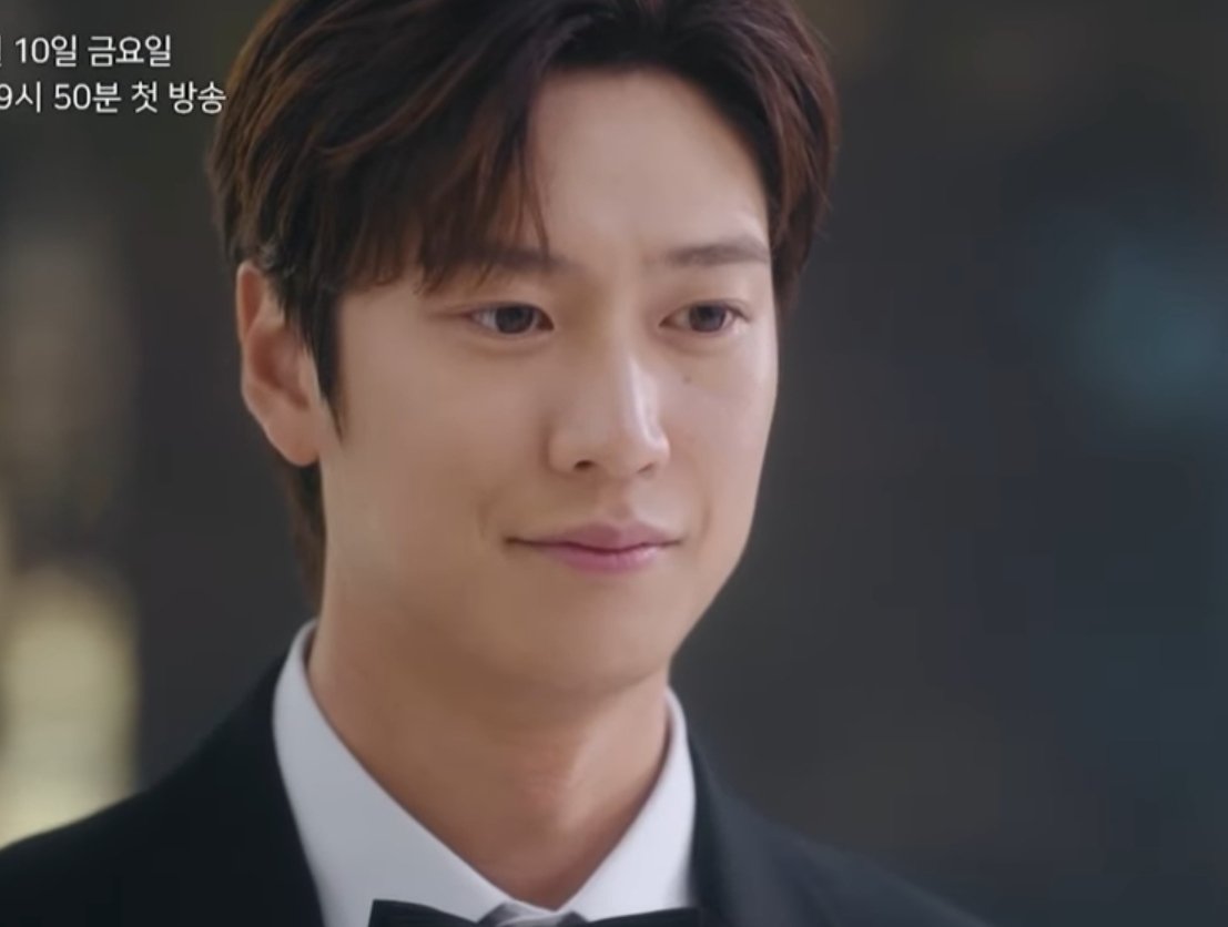 첫공개부터 결혼식 장면을 까는 드라마가 있다? 바로 그게 모캘이다?