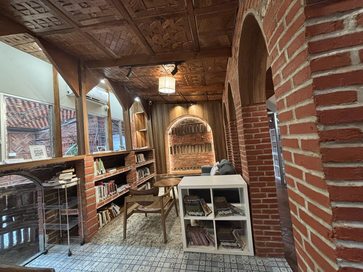 Abis mampir Omah Library Guha Boboto 🥹