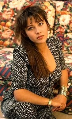 DjavRC's tweet photo. @mamboitaliano__ Sophie Marceau is one of the most beautiful ever :)🙌🏽 https://t.co/pZfk7k4LQT