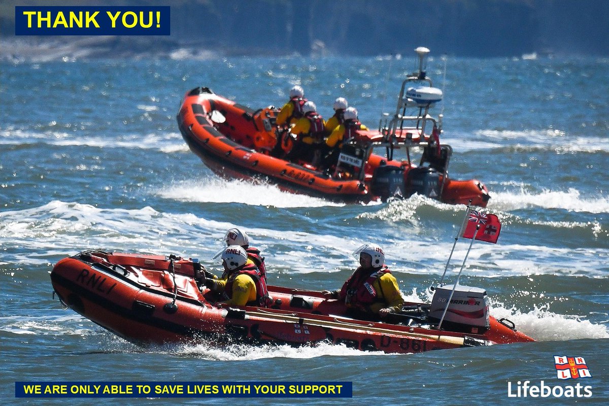 Thank you to the amazing group of people who raised £180 for us by taking a sea dip on the morning of New Years Eve.

They visited our gift shop this week with their generous donation.

To support Porthcawl RNLI's volunteer crew: fundraise.rnli.org/fundraisers/Po…

Image: Stephen Duncombe