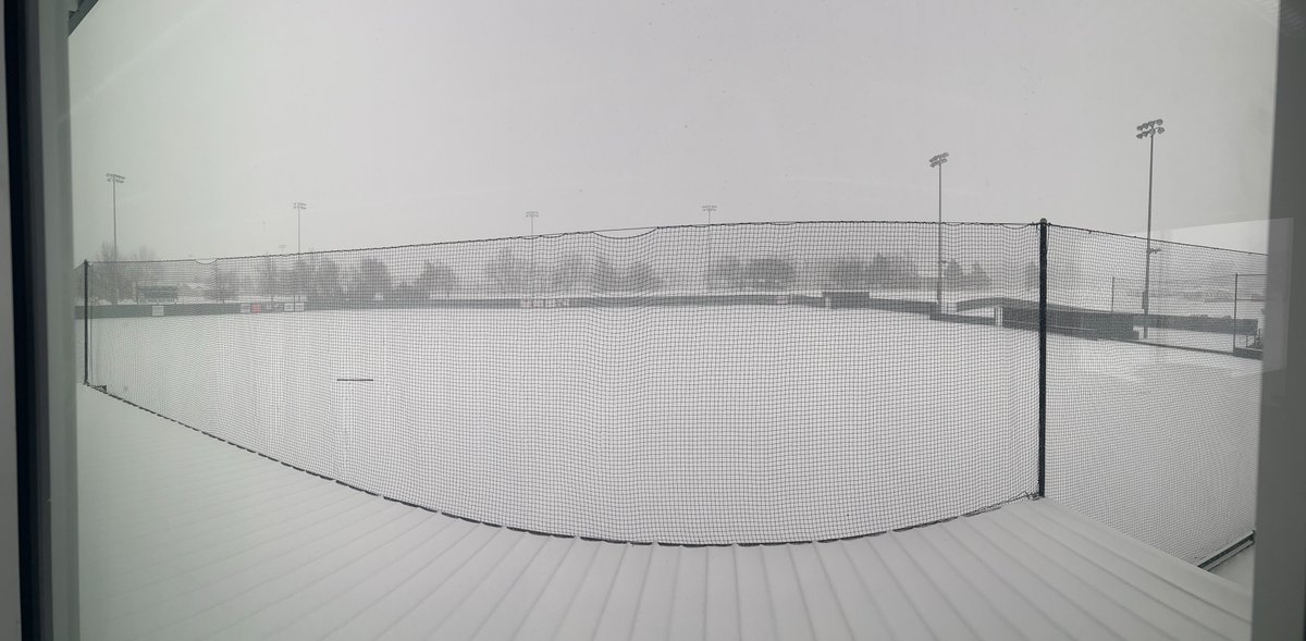 We don't typically share our development programming.. But on a day like this, here you go! ❄️⛄️

3x5 Snow Angels in the OF
2x5 Snowball Plyo A
Snowball Fight #1 
3x10 Snowball Build Ups
Snowball Fight #2 
Best Snowman Competition 

<a href="/NAIABall/">NAIA Ball</a> #DB90 #BleedGreen #DroverNation #okwx