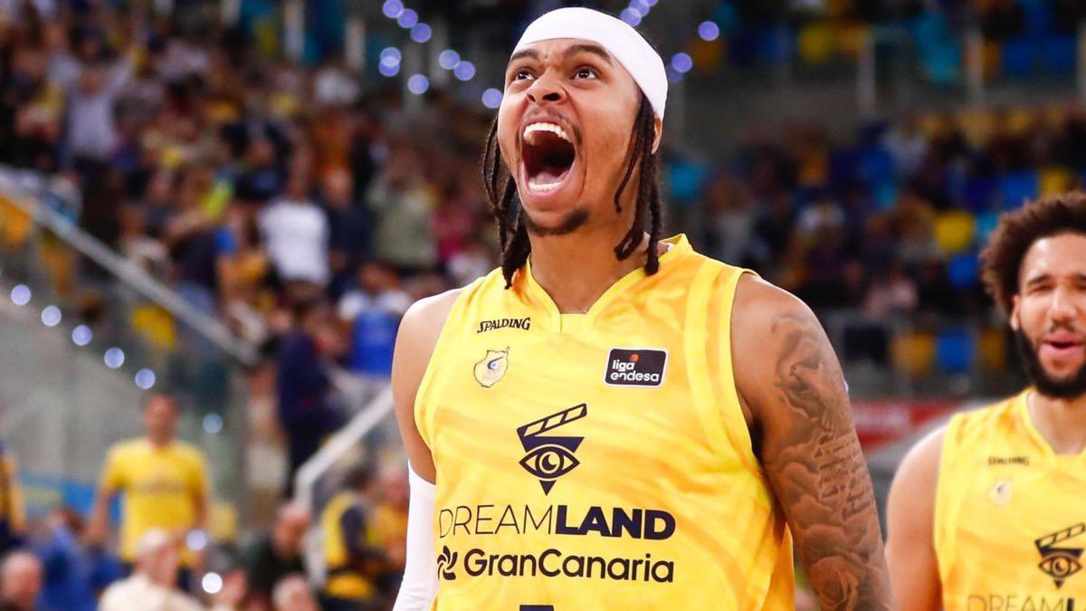 TodoGolesRadio's tweet photo. #SORTE🏀 Tenemos entradas dobles para el partidazo de la J16 de la #ACB entre el @GranCanariaCB y el @FCBbasket (domingo, 12h, @GCArenaOficial) 

Para participar, sigue a @TodoGolesRadio y repostea esta publicación. ¡Mucha suerte! https://t.co/2chFu2gwve