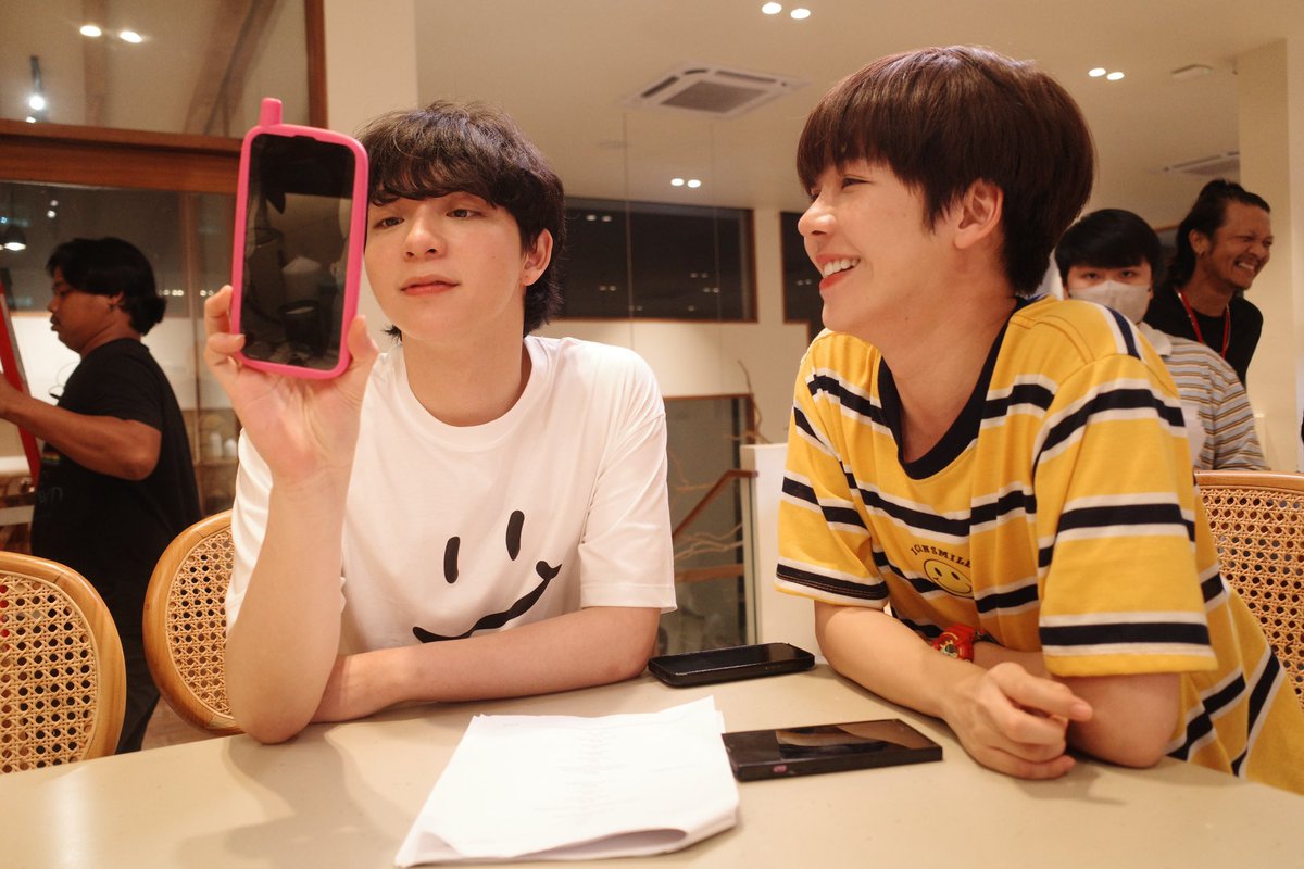 pondponlawit1's tweet photo. ไอโจ @maxky_rp กูว่ามันไม่ใช่แล้วว่ะ มึงมารับน้องมึงไปดิ๊ 

HILLEASTER HOUR OF LOVE
 #FourEverYouEP15 https://t.co/z33AI8kA5G