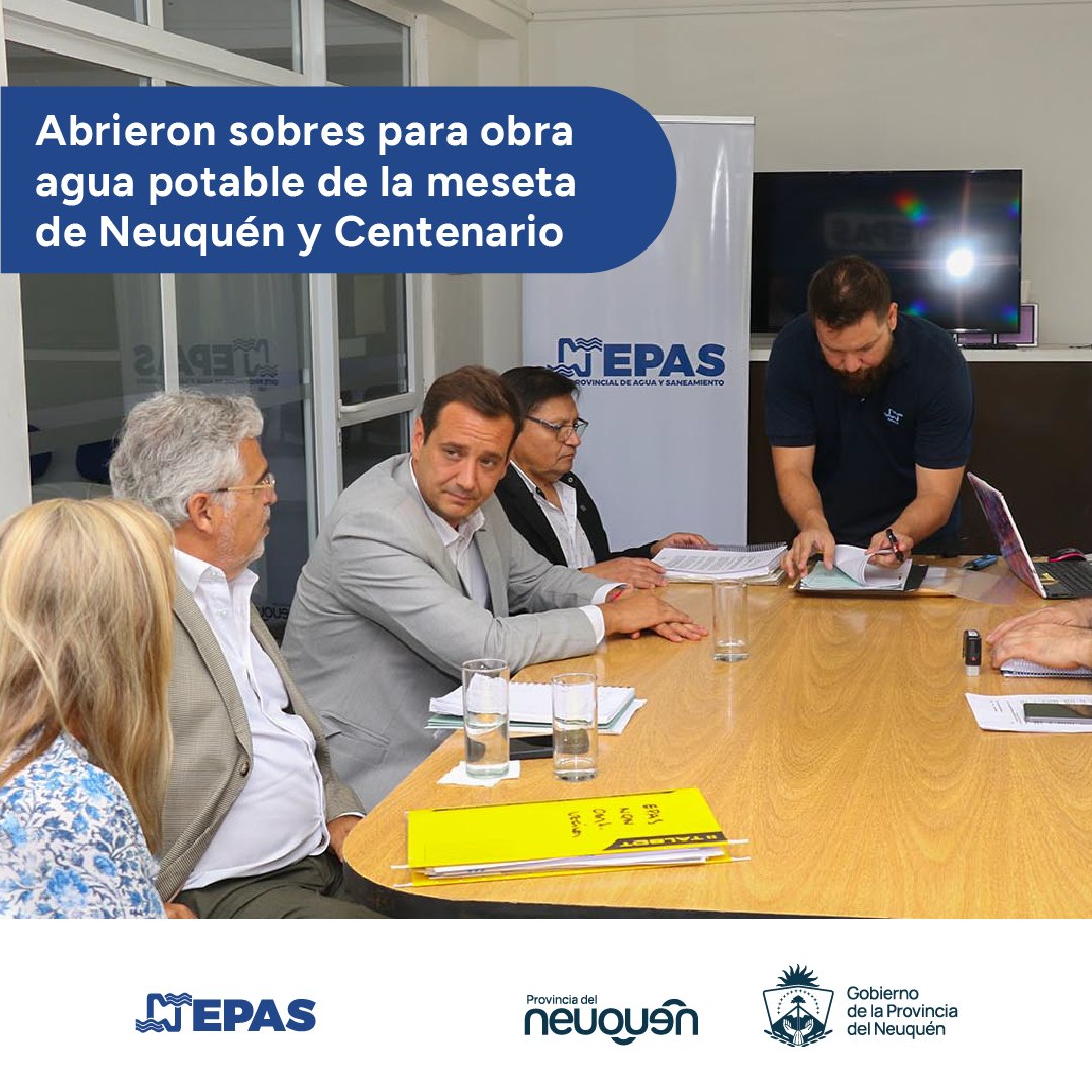 💧Se realizó la apertura de sobres para ejecutar  un acueducto y la provisión de 31 surtidores públicos para la distribución de agua potable en los barrios de la meseta en Neuquén capital y Centenario, que actualmente se abastecen con camiones cisterna. 
epas.gov.ar/noticias/noved…
