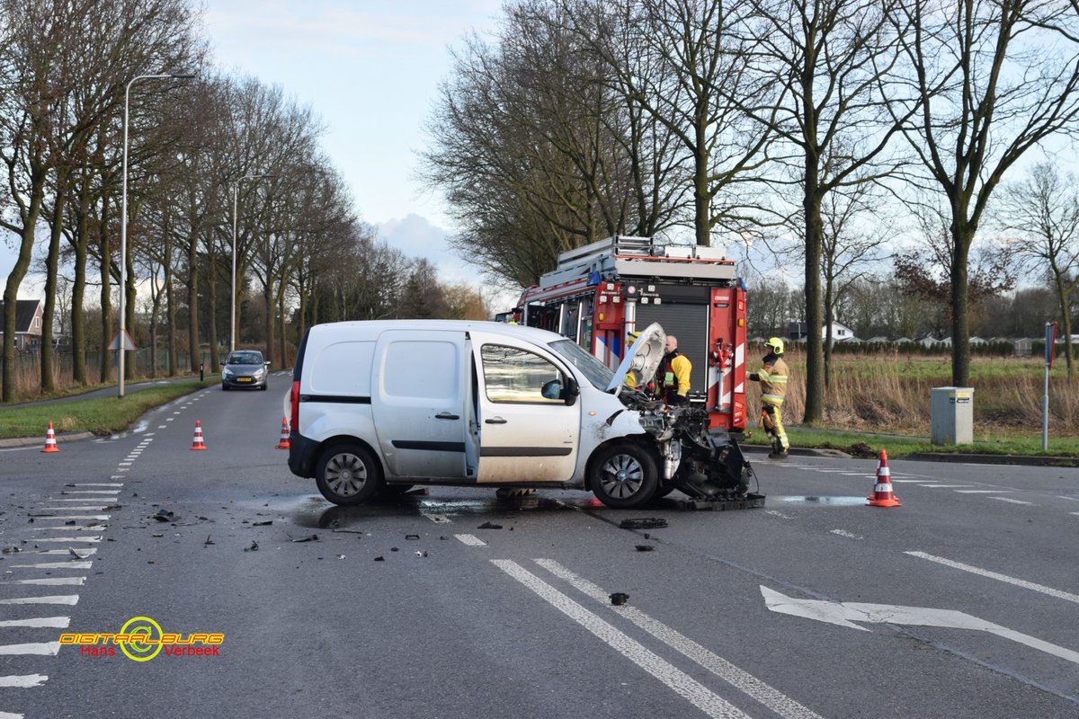 Zwaar ongeval N831 in Well