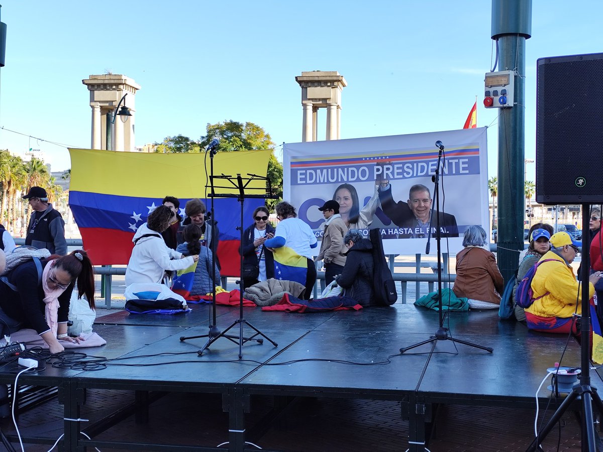 Mainake Málaga tweet media