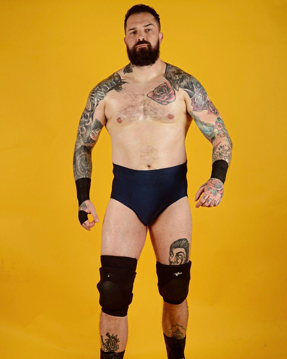 6’7 
280 pounds 

Walking into 2025 unapologetically confident! 

Anyone can get it