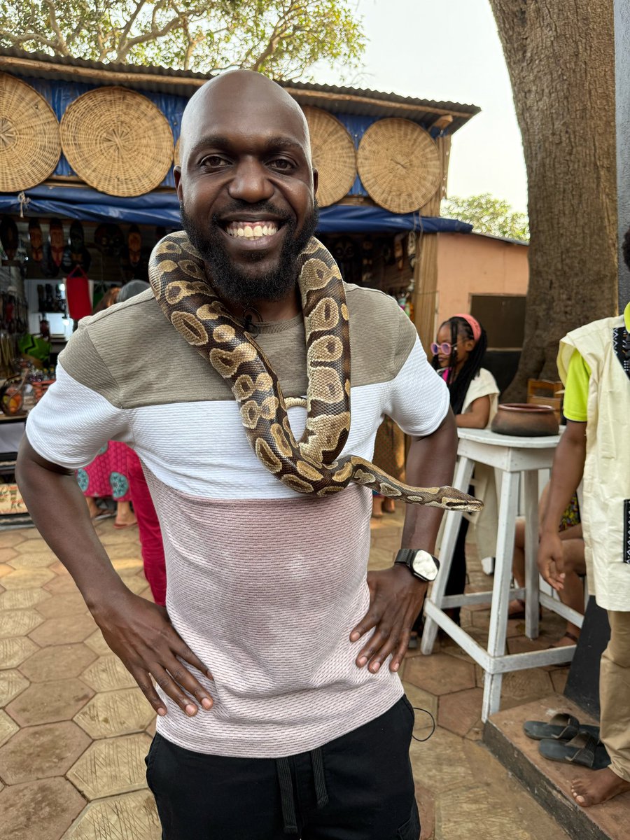 LarryMadowo's tweet photo. Greetings from Ouidah, Benin 🇧🇯 

🐍 https://t.co/1kRHQIhlDd