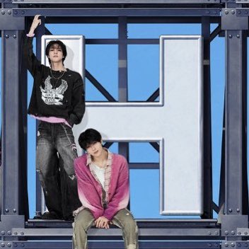 LJNFEED's tweet photo. JENO with JISUNG for SMTOWN 2025 https://t.co/UjMR48o6L4