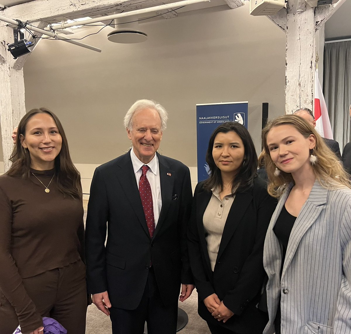 Visiting with my Greenlandic friends Najana, Hannah and Naja-Theresia at the Greenlandic reception and talking about the importance of youth engagement #avalak.