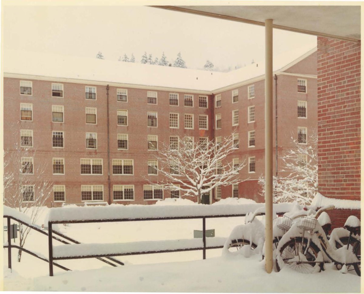 UMass Amherst Alumni (@alumniumass) on Twitter photo This vintage snapshot of Crabtree dorm, taken from Knowlton dorm, is giving winter break vibes: snow-covered bikes, icy railings, and the quiet hush that settles over campus during the colder months. #ThrowbackThursday
๐ธ: <a href="/scua_umass/">UMass Amherst SCUA</a> This vintage snapshot of Crabtree dorm, taken from Knowlton dorm, is giving winter break vibes: snow-covered bikes, icy railings, and the quiet hush that settles over campus during the colder months. #ThrowbackThursday
๐ธ: <a href="/scua_umass/">UMass Amherst SCUA</a>