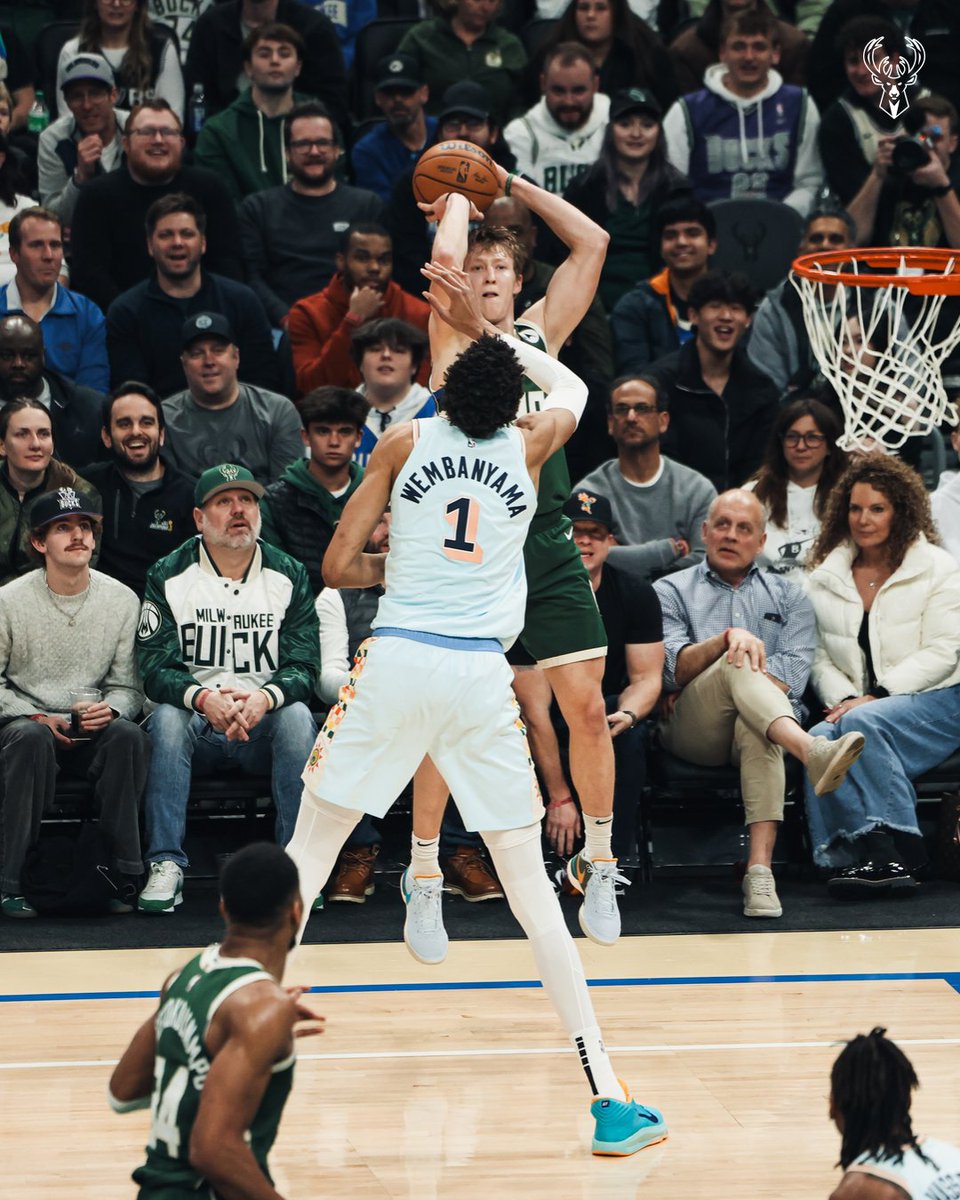 Milwaukee Bucks tweet media