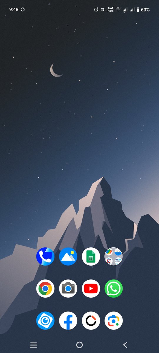 CoolDiv_'s tweet photo. @IntoGalaxyy I have a pretty simple one. However, i keep changing the setup with different walls, blur effects, using different kwlp setups and so on. https://t.co/jNLHRIEBfQ