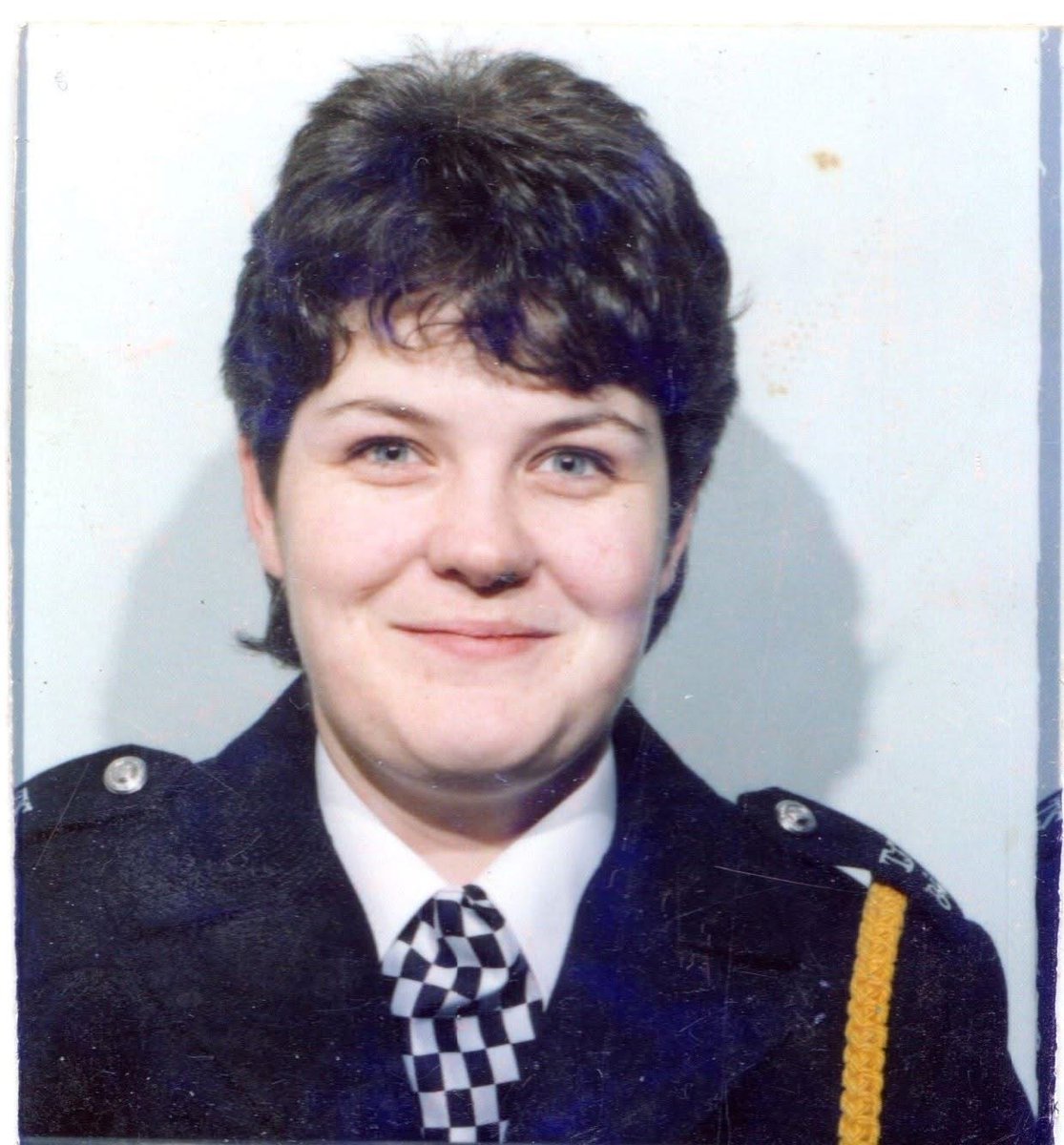 mccarron1965's tweet image. Happy Jobiversary 👏
36 years ago this raven haired Derry Girl began her journey. Despite all that has changed I would do it all again. Do I miss the circus? Definitely not but I do miss those wonderful clowns 🫡
#MetFamily
#London
#TheJob
#ThinBlueLine
#YellowIntake