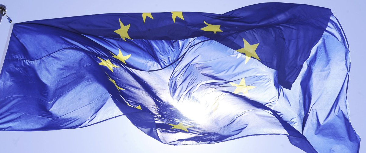 Raimon Obiols: L’any que viurem perillosament noucicle.org/lhora/raimon-o…