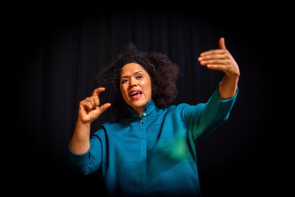 Naked Productions (@nakedprods) on Twitter photo 👋 If you missed our wonderful new Essay series, Full Moon on Progress St, you can still listen.
👉 <a href="/rommismith/">Rommi Smith</a> examines a turning-point moment in the life of five Black female musicians, revealing lesser-known aspects of their life and work.
🎧 bbc.co.uk/programmes/m00… 👋 If you missed our wonderful new Essay series, Full Moon on Progress St, you can still listen.
👉 <a href="/rommismith/">Rommi Smith</a> examines a turning-point moment in the life of five Black female musicians, revealing lesser-known aspects of their life and work.
🎧 bbc.co.uk/programmes/m00…