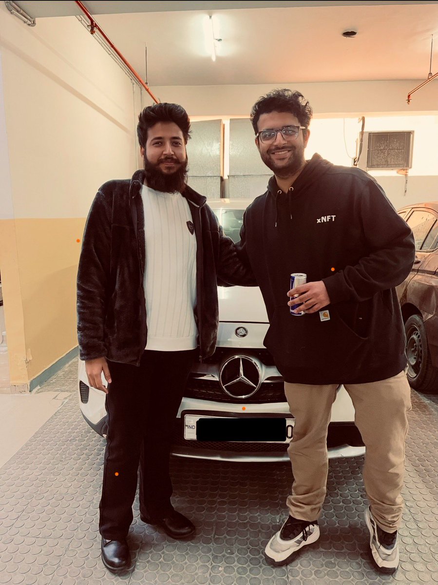 What’s better than celebrating your first Merc with your mentor <a href="/kirat_tw/">Harkirat Singh</a> 

Thanks to #javascript and #SoftwareEngineering too