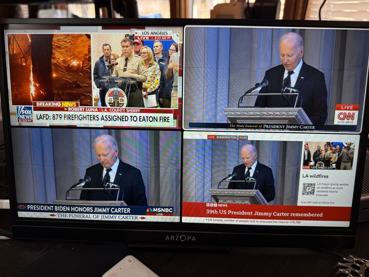 Eric Young ππΈ (@eyoungdbm) on Twitter photo Interesting, Biden speaks and Fox News cuts away for LA fire coverage while BBC, MSNBC and CNN all stay on Jimmy Carter's funeral. Interesting, Biden speaks and Fox News cuts away for LA fire coverage while BBC, MSNBC and CNN all stay on Jimmy Carter's funeral.