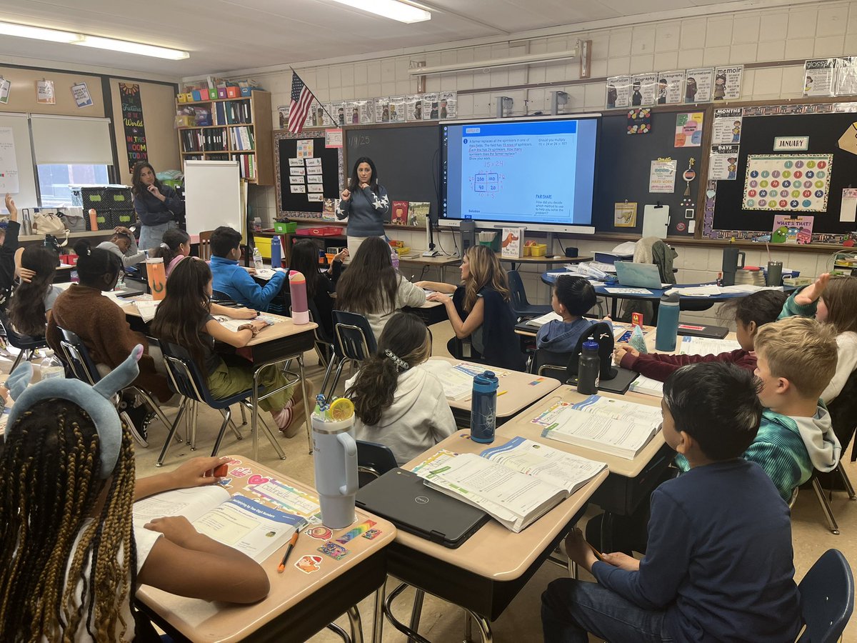 SCSBayShore's tweet photo. Students at South Country School are back in action this week and ready to learn! @BayShoreSchools #ItsAShoreThing https://t.co/2m6T9C0knI
