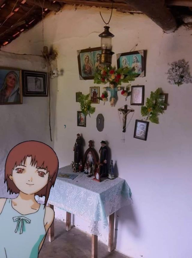 _Bellmere2_'s tweet photo. Sim, só a classe burguesa é católica kk se você entrar em qualquer casa no interior do Nordeste a visão que você vai ter é essa aqui https://t.co/7ni9RWcHEk