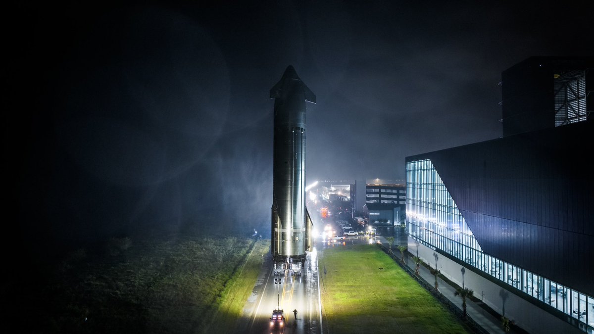 elonmusk's tweet image. Starship to launch tower this morning