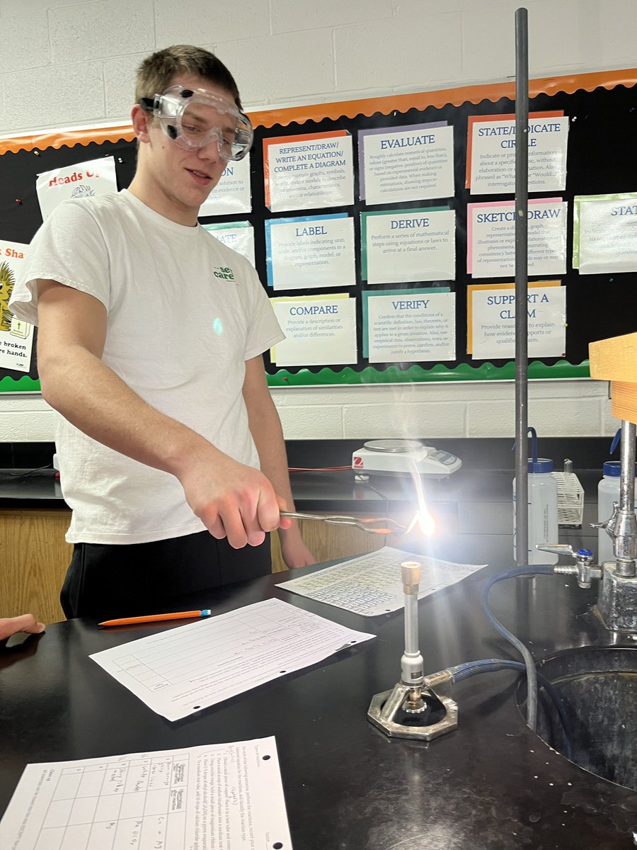 Chemical reactions in <a href="/Chagrin_Schools/">Chagrin Schools</a> chem today 🧪